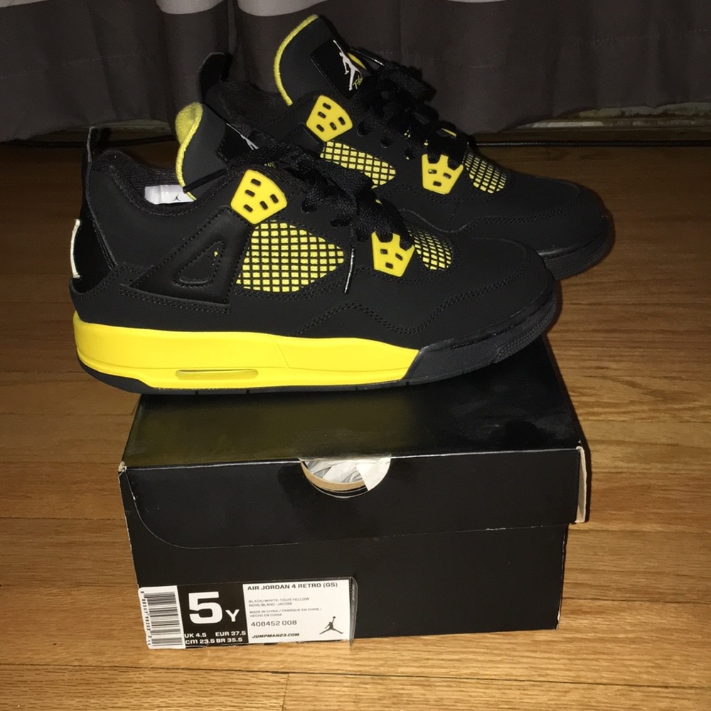 Air Jordan 4s Retro